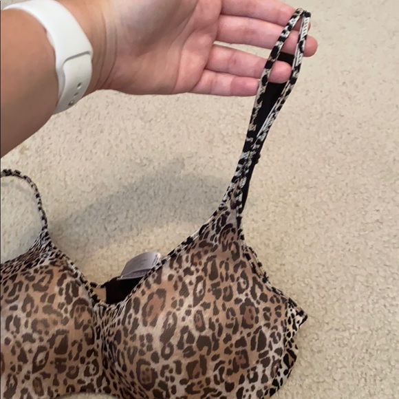 Victoria’s Secret Plunge Cheetah Print Bra 36B - Picture 6 of 7